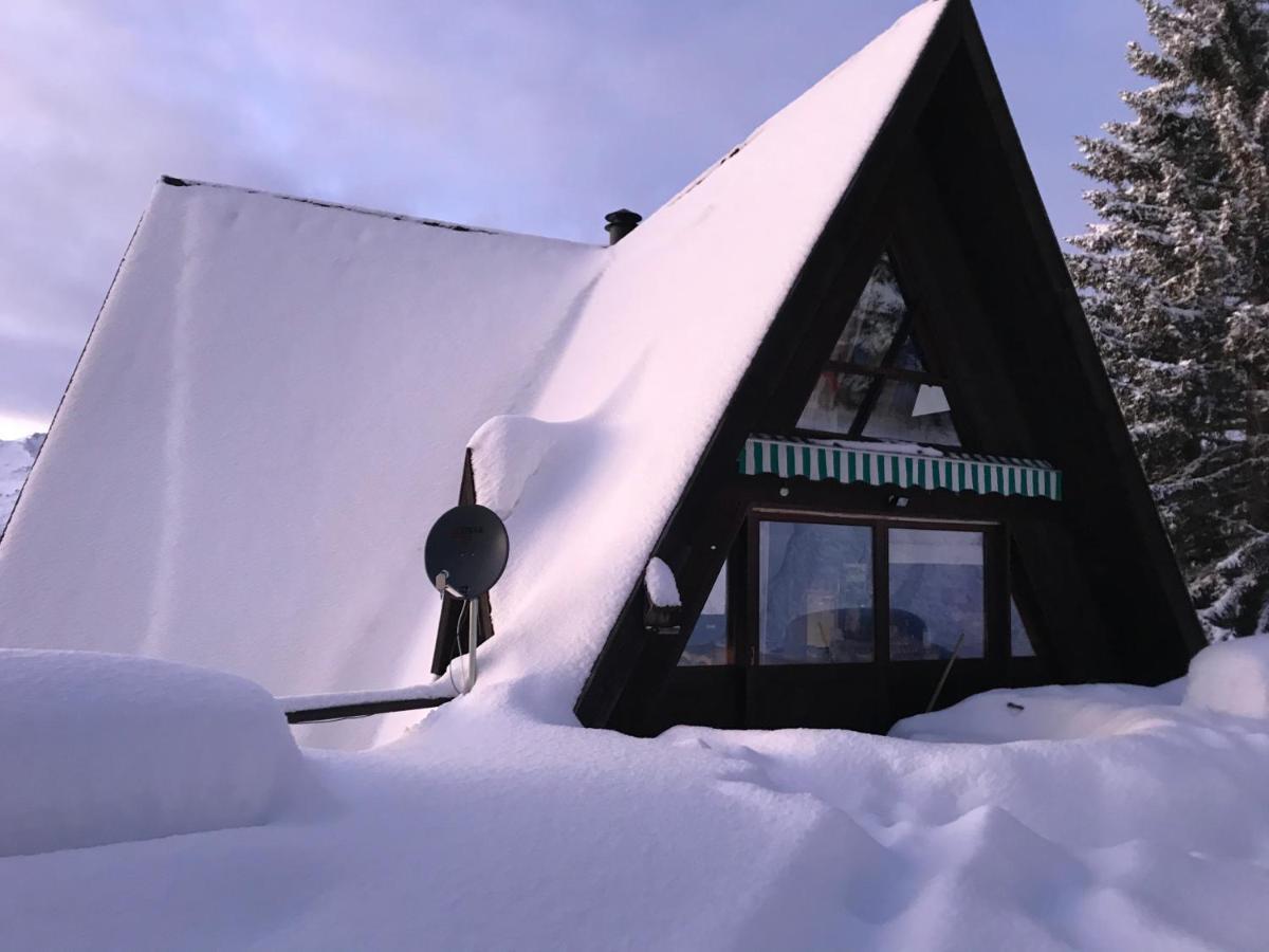 Le Chalet Pointu De Capucine 圣莫里斯堡 外观 照片