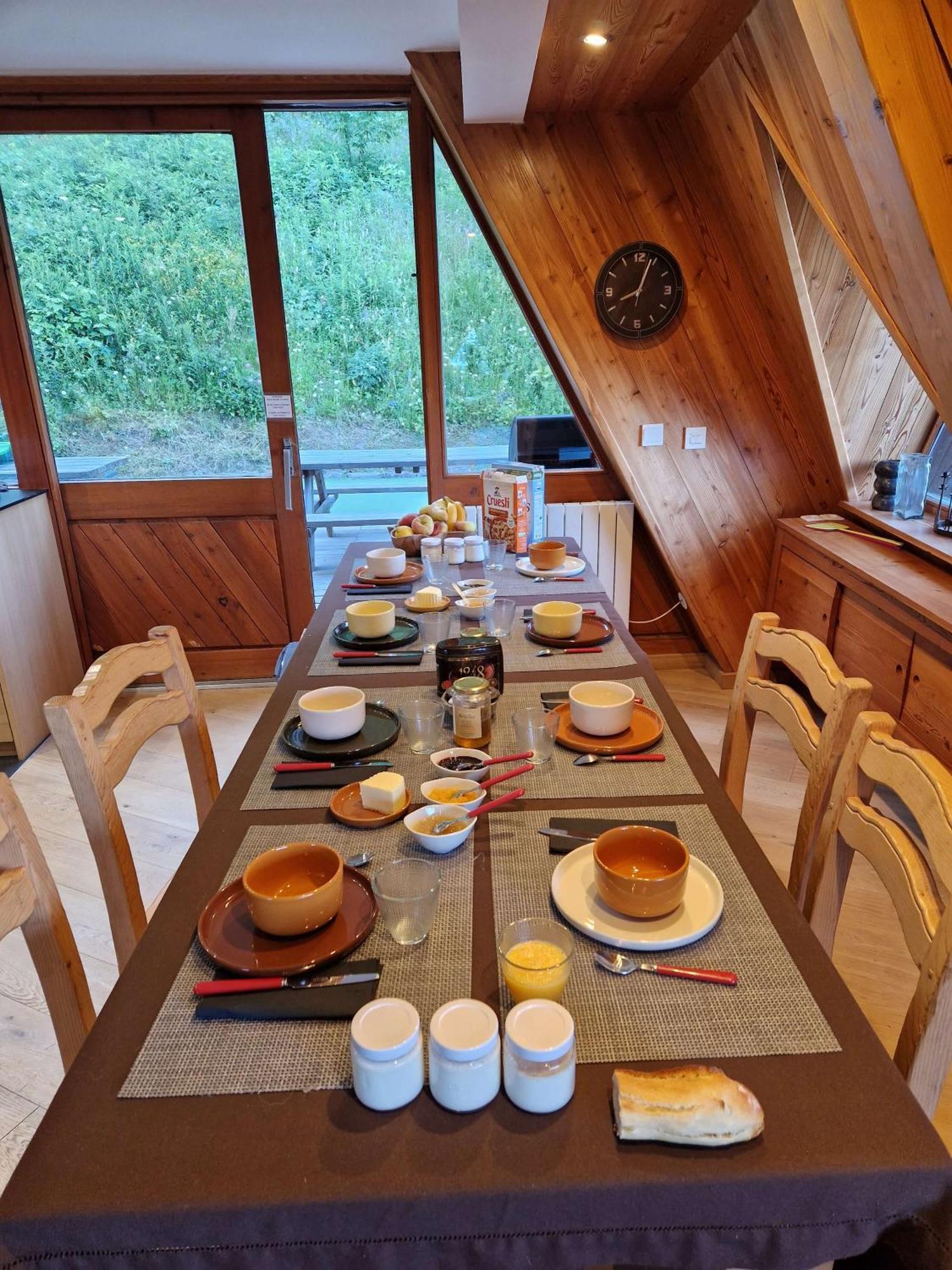 Le Chalet Pointu De Capucine 圣莫里斯堡 外观 照片