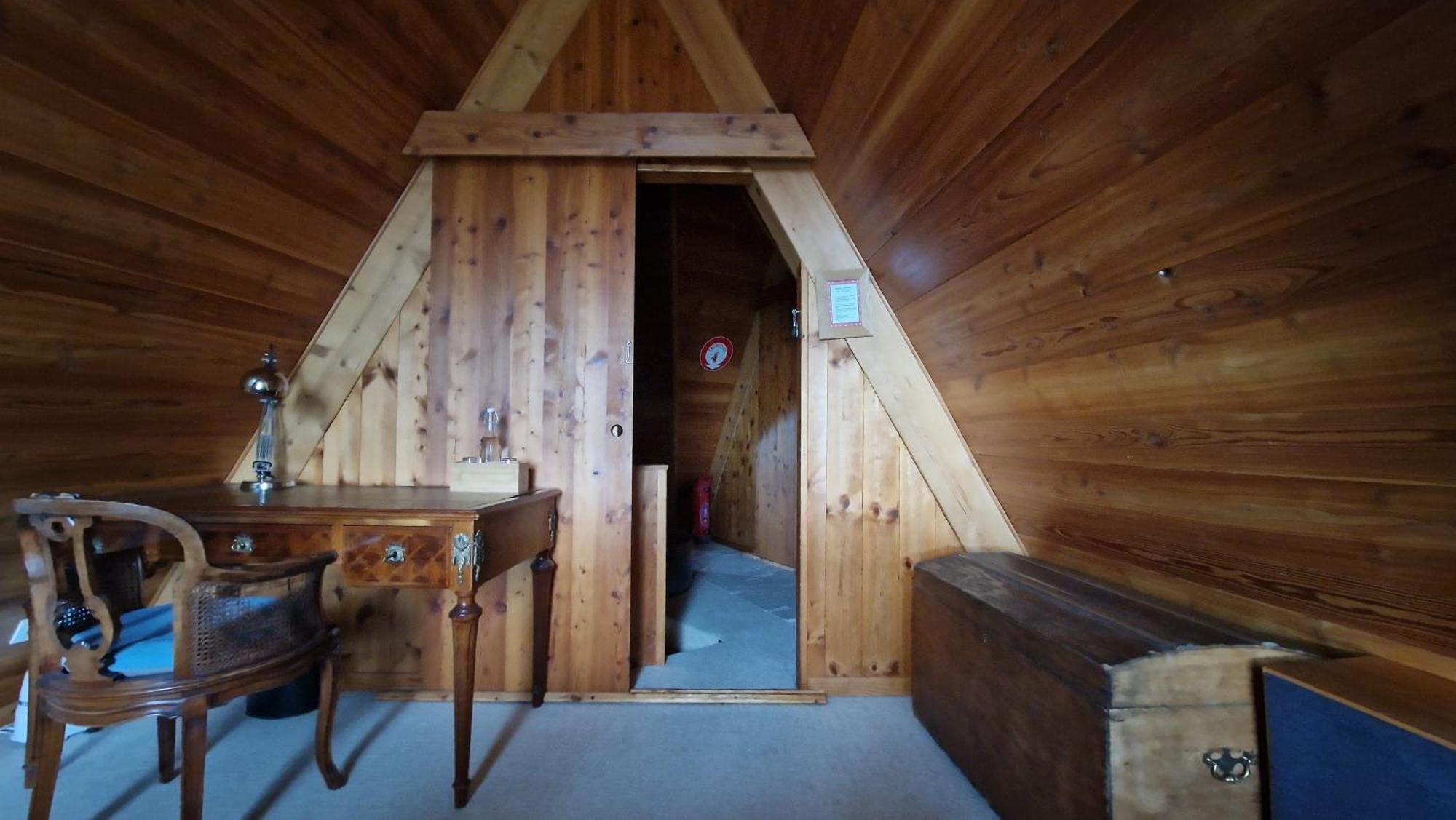Le Chalet Pointu De Capucine 圣莫里斯堡 外观 照片