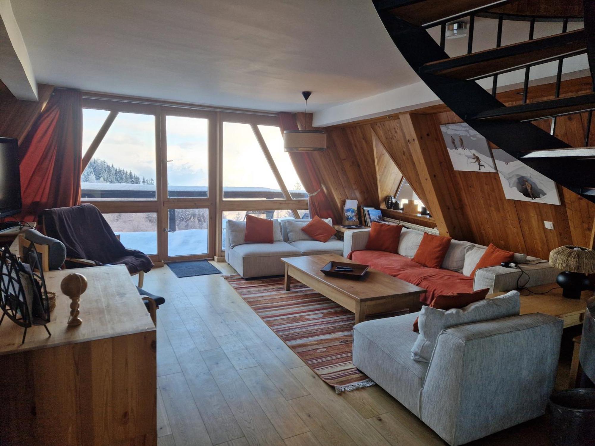 Le Chalet Pointu De Capucine 圣莫里斯堡 外观 照片